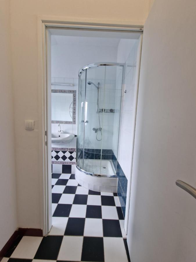 Apartmani Carla เมดูลิน ภายนอก รูปภาพ