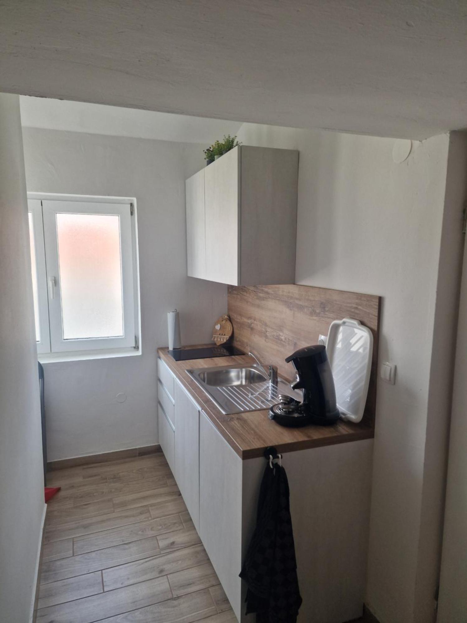 Apartmani Carla เมดูลิน ภายนอก รูปภาพ